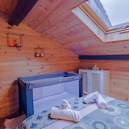 Le Chalet Saint-Pardoux-la-Rivière エクステリア 写真