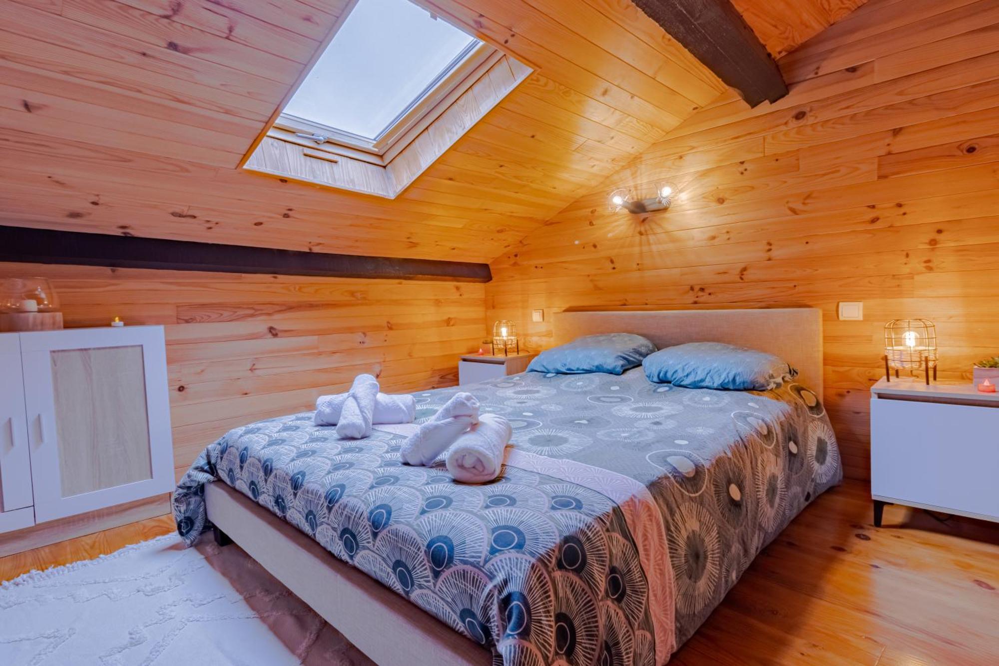 Le Chalet Saint-Pardoux-la-Rivière エクステリア 写真