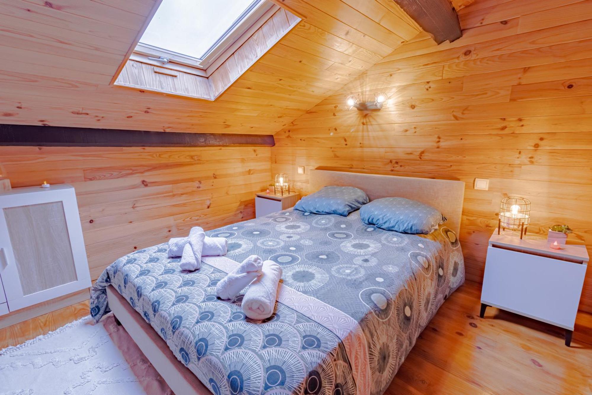 Le Chalet Saint-Pardoux-la-Rivière エクステリア 写真
