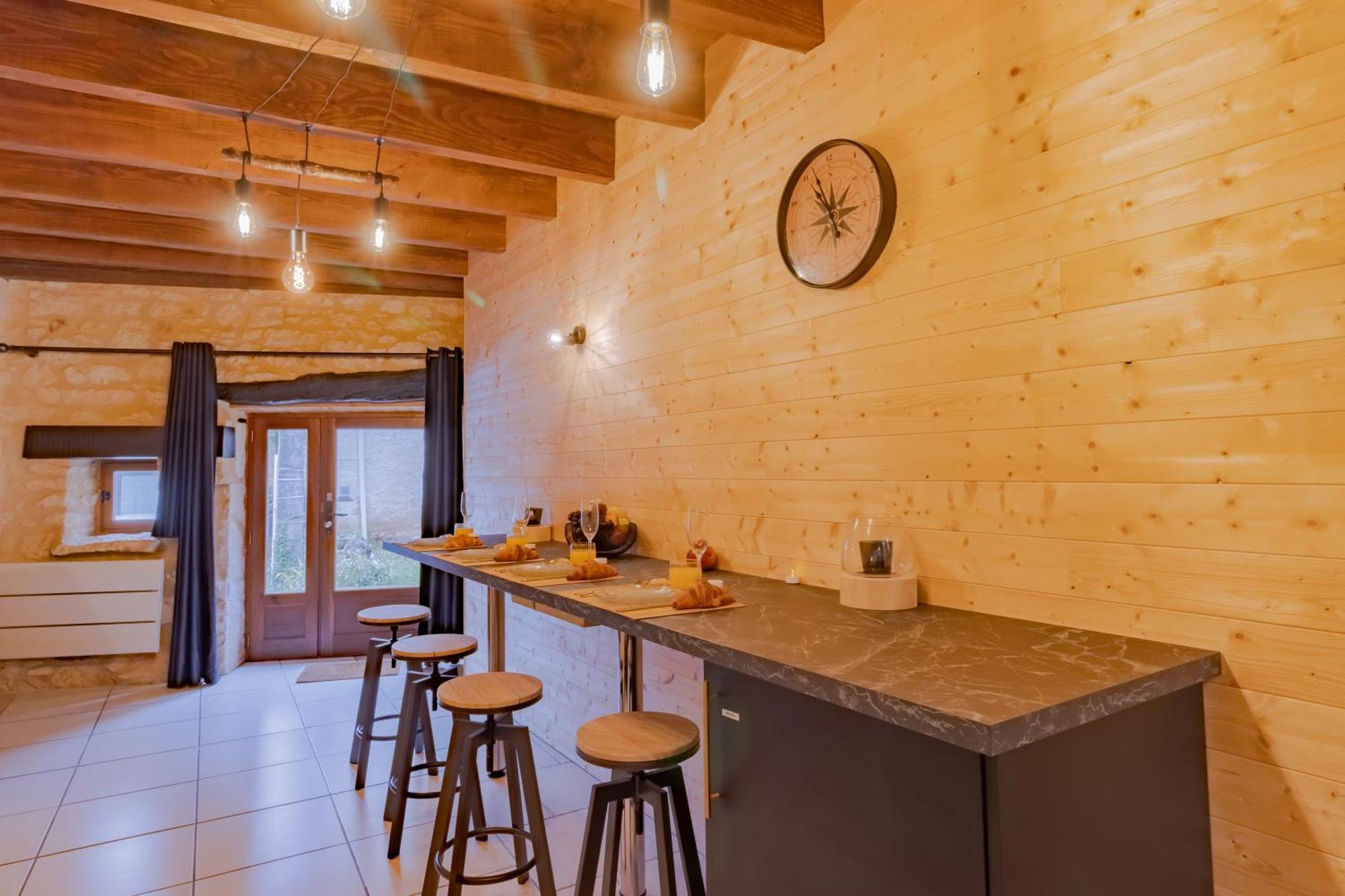 Le Chalet Saint-Pardoux-la-Rivière エクステリア 写真
